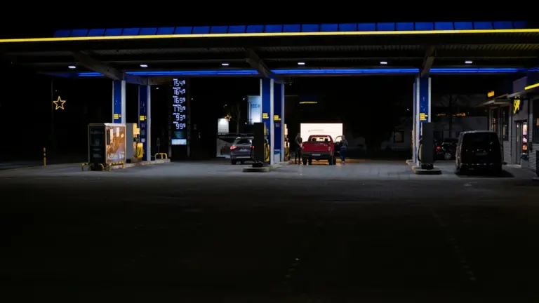 Degvielas izmaksas Latvijā: aprēķini sava brauciena cenu